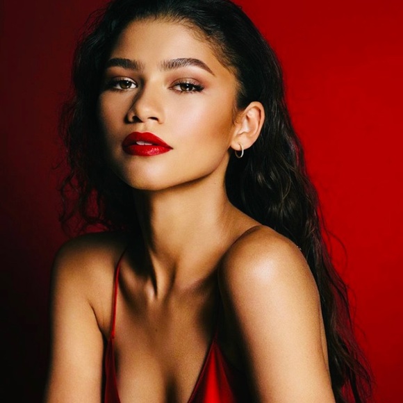 Meet your Posher, Amber - Picture 1 of 1